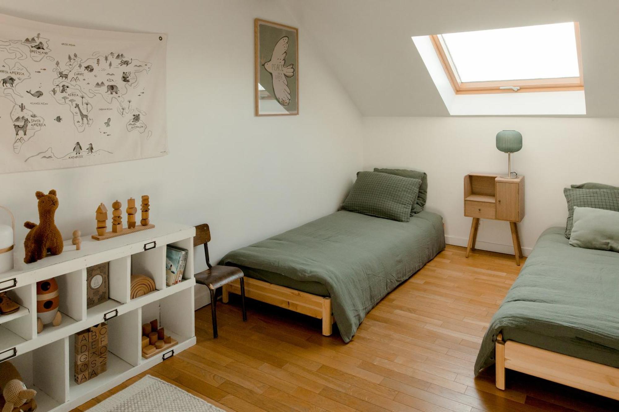 Logement Entier Ou A Partager Dans Maison Familiale A Rueil Malmaison, Proche De Paris La Defense Экстерьер фото