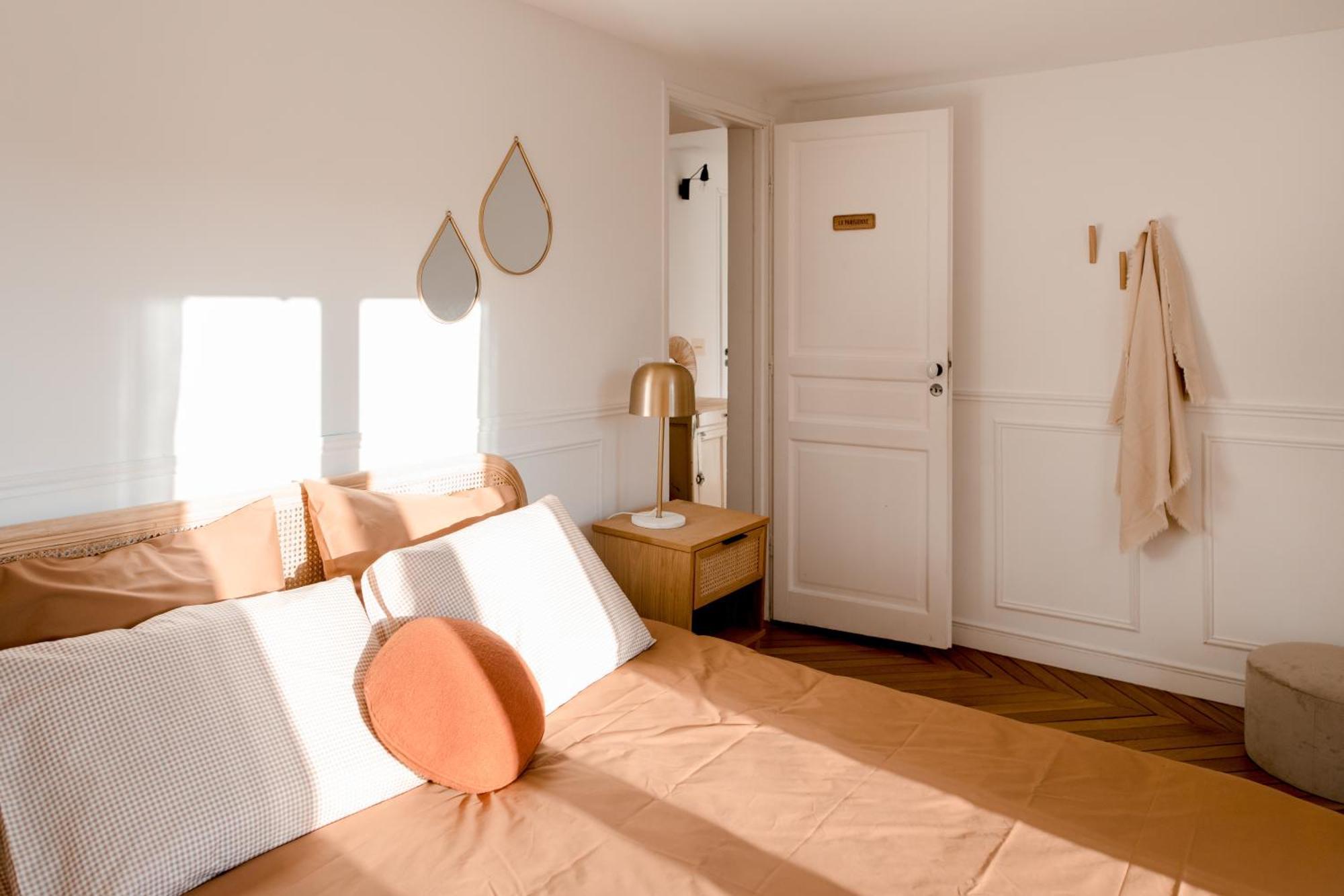 Logement Entier Ou A Partager Dans Maison Familiale A Rueil Malmaison, Proche De Paris La Defense Экстерьер фото